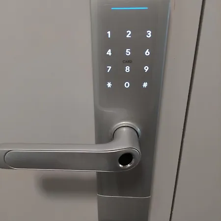 Апартаменти New Very Close To The Centre Вільнюс