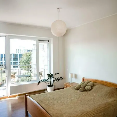 Apartment New Very Close To The Centre *