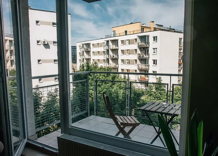 New Very Close To The Centre *